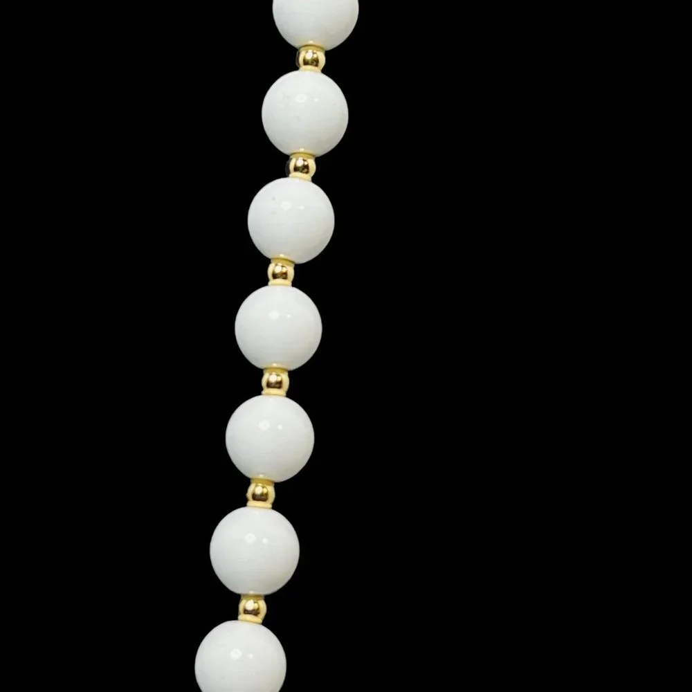 Monet White And Gold Tone Beaded Necklace (4853) - Picture 5 of 7
